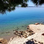 Apartman By The Sea Starigrad, Paklenica - 6580 *