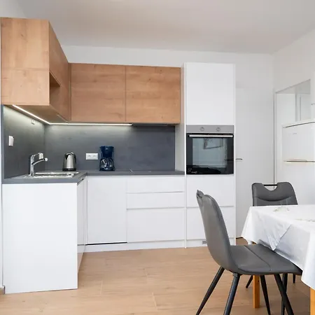 By The Sea Starigrad, Paklenica - 6580 Apartament *