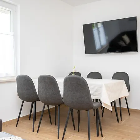 Apartament By The Sea Starigrad, Paklenica - 6580